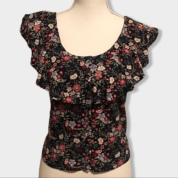 American Eagle Outfitters Tops - 🦋🦋American Eagle Floral Crop Blouse